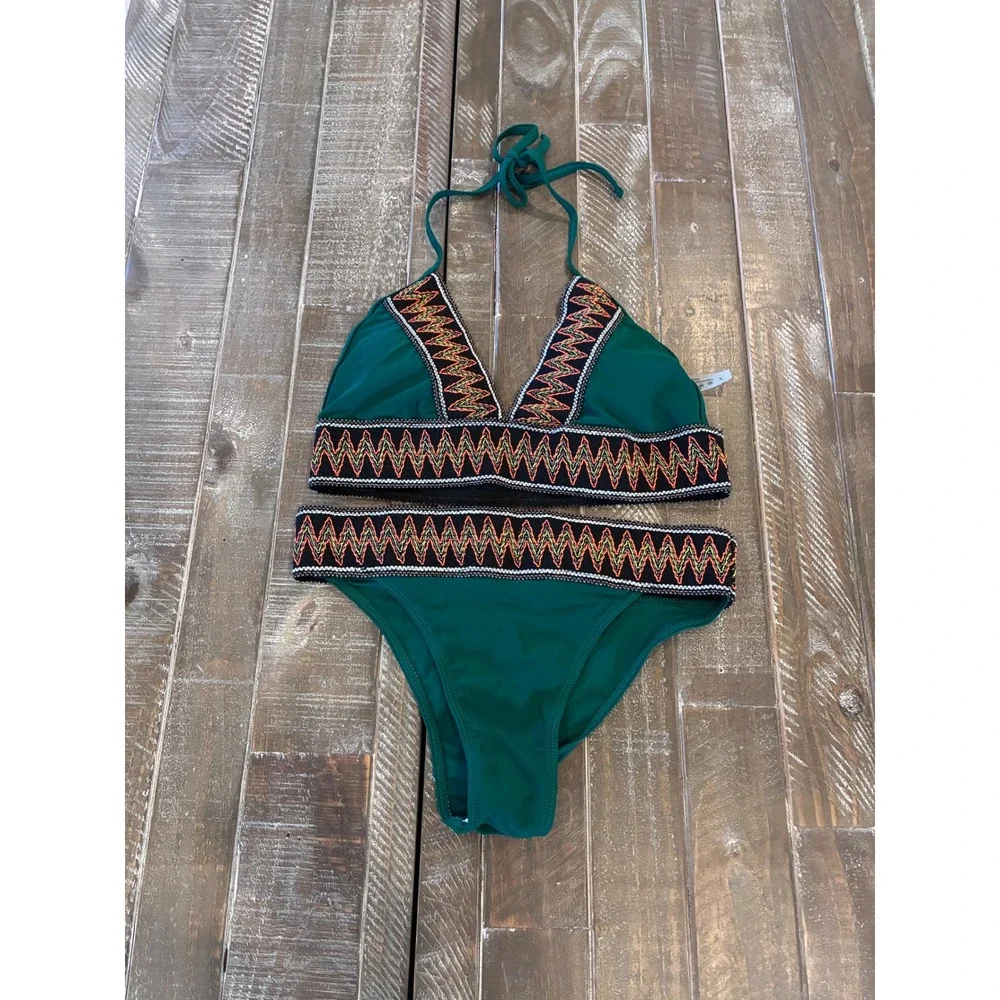Green Embroidered Halter Bikini Set Size Large Geometric Trim Two Piece Swimsuit